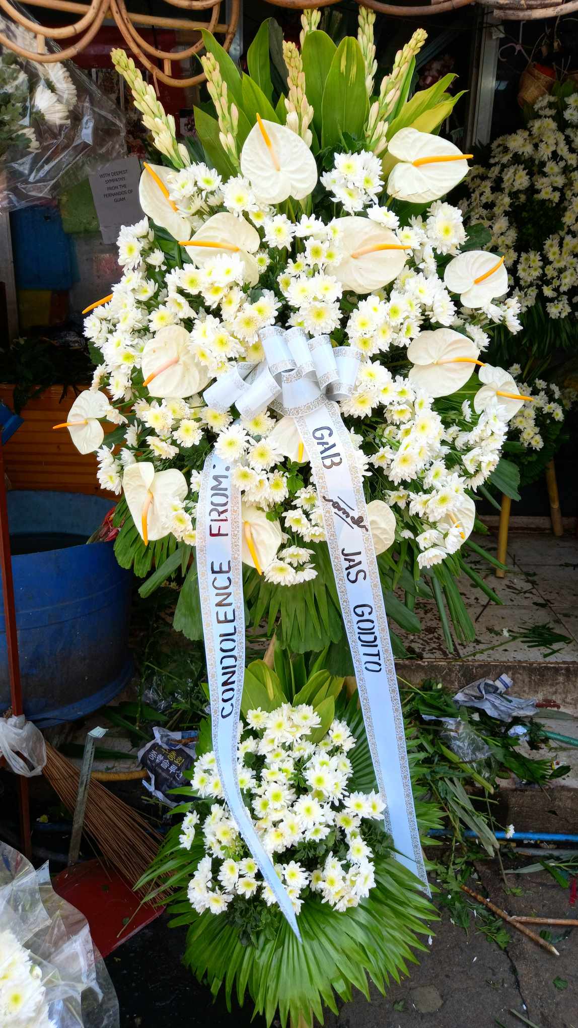 Heaven’s Embrace Stand